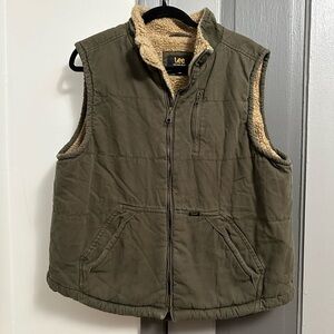 Lee Men's Sherpa-Lined
Workwear Vest